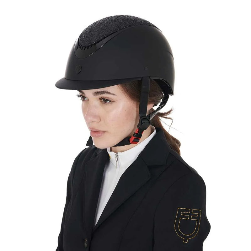 Capacete Galaxy Rowel Fitting - Mercado de Luxo - O Maior E-Commerce de Bens, Produtos e Serviços de Luxo do Brasil.