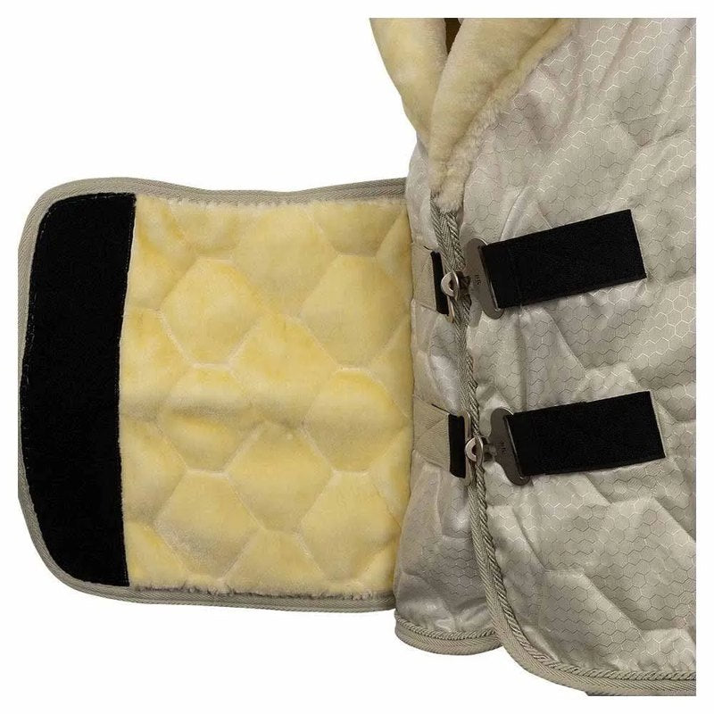 Manta de exibição para cavalos Zamora C-Wear 600D - Mercado de Luxo - O Maior E-Commerce de Bens, Produtos e Serviços de Luxo do Brasil.
