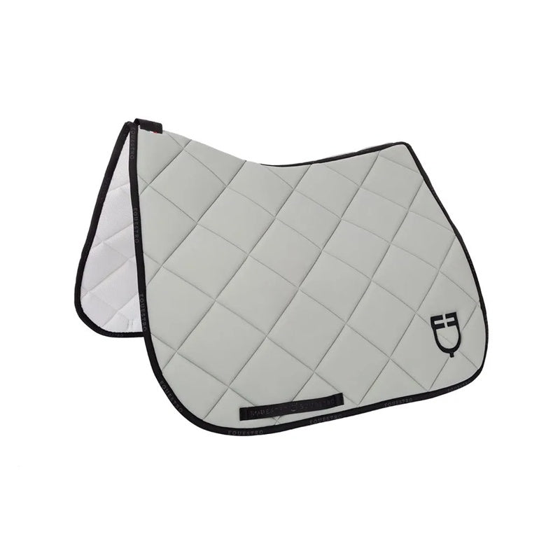 Manta de sela adestramento GP Logo - Mercado de Luxo - O Maior E-Commerce de Bens, Produtos e Serviços de Luxo do Brasil.