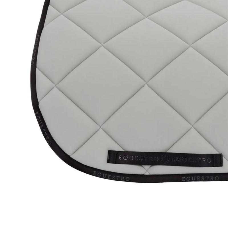 Manta de sela adestramento GP Logo - Mercado de Luxo - O Maior E-Commerce de Bens, Produtos e Serviços de Luxo do Brasil.