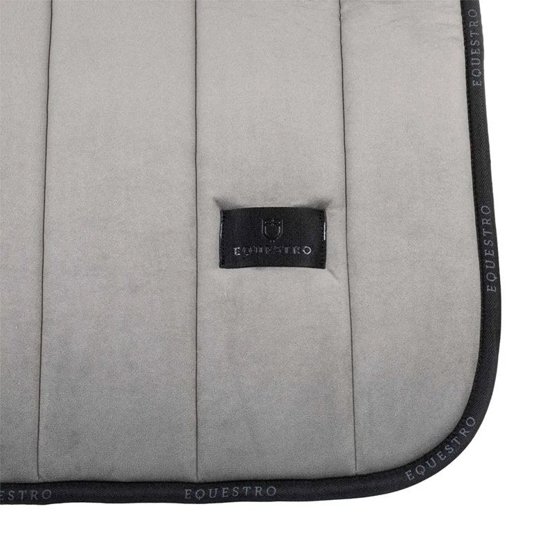 Manta de sela salto Velvet - Mercado de Luxo - O Maior E-Commerce de Bens, Produtos e Serviços de Luxo do Brasil.