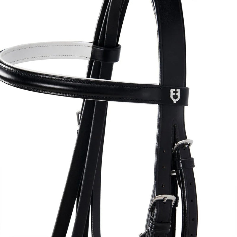 Cabeçada Dressage Smooth - Mercado de Luxo - O Maior E-Commerce de Bens, Produtos e Serviços de Luxo do Brasil.