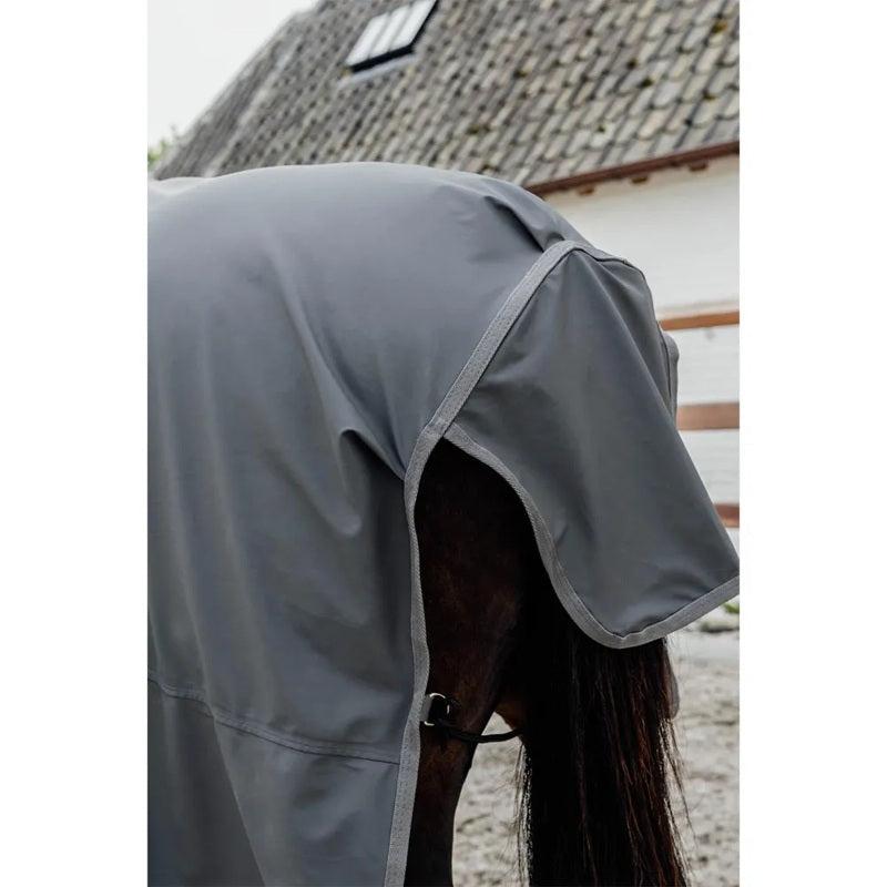 Manta de chuva para cavalos Hurricane Stirrup Holes - Mercado de Luxo - O Maior E-Commerce de Bens, Produtos e Serviços de Luxo do Brasil.