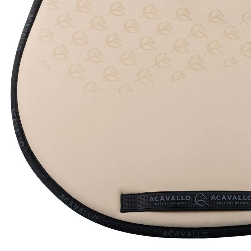 Manta de sela salto JS CW-CS Grip - Mercado de Luxo - O Maior E-Commerce de Bens, Produtos e Serviços de Luxo do Brasil.
