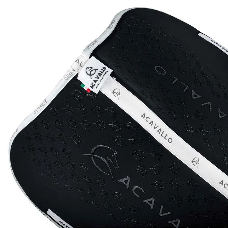 Manta de sela salto JS CW-CS Grip - Mercado de Luxo - O Maior E-Commerce de Bens, Produtos e Serviços de Luxo do Brasil.