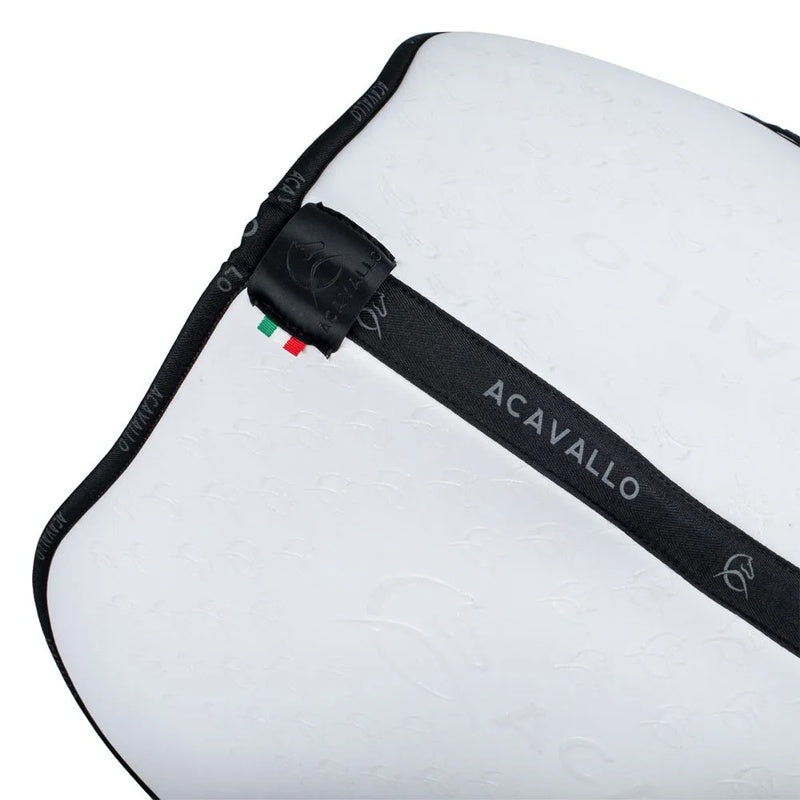 Manta de sela salto JS CW-CS Grip - Mercado de Luxo - O Maior E-Commerce de Bens, Produtos e Serviços de Luxo do Brasil.