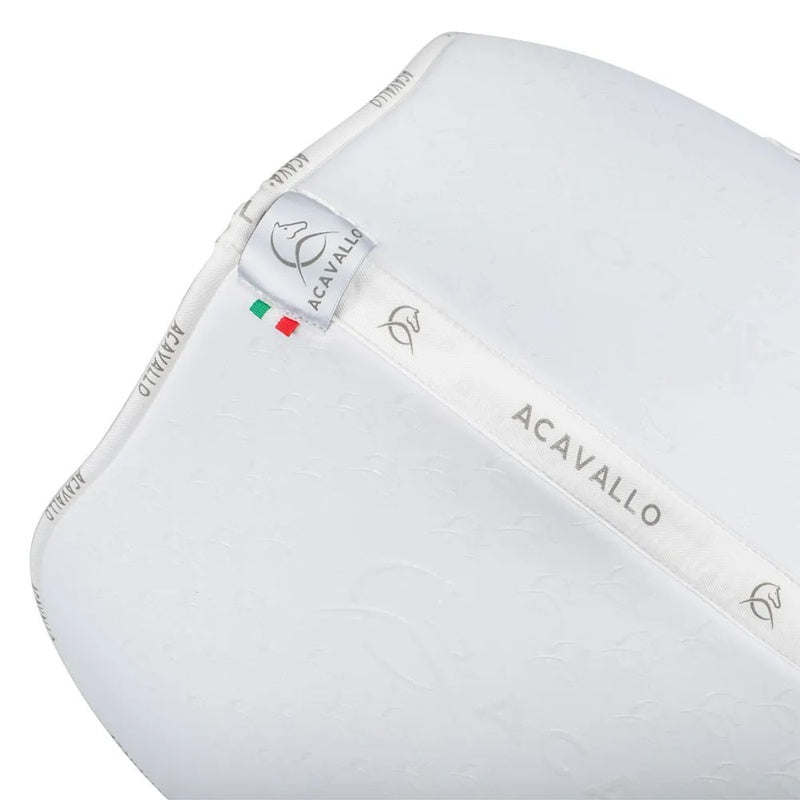 Manta de sela salto JS CW-CS Grip - Mercado de Luxo - O Maior E-Commerce de Bens, Produtos e Serviços de Luxo do Brasil.