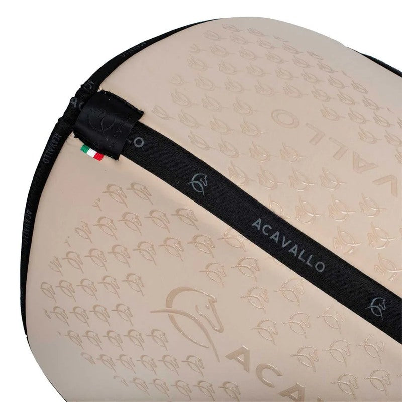 Manta de sela adestramento DS CW-CS - Mercado de Luxo - O Maior E-Commerce de Bens, Produtos e Serviços de Luxo do Brasil.