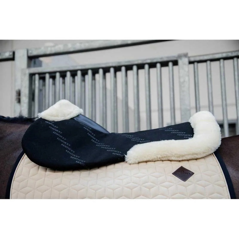 Meia almofada de sela Impact Equalizer Sheepskin - Mercado de Luxo - O Maior E-Commerce de Bens, Produtos e Serviços de Luxo do Brasil.