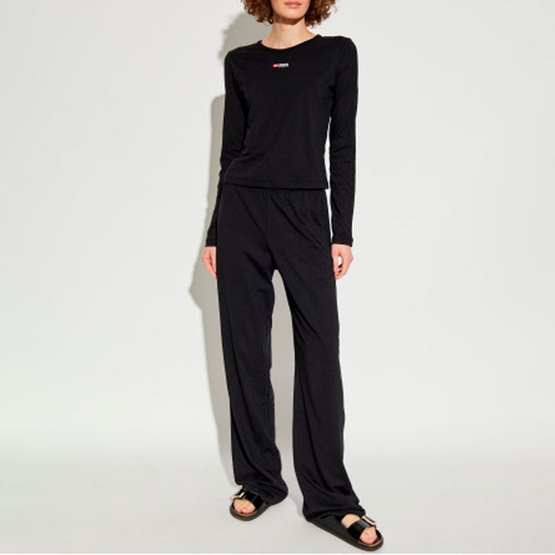 Lingerie Noturna Pijama GILDA-D-CORE com logotipo