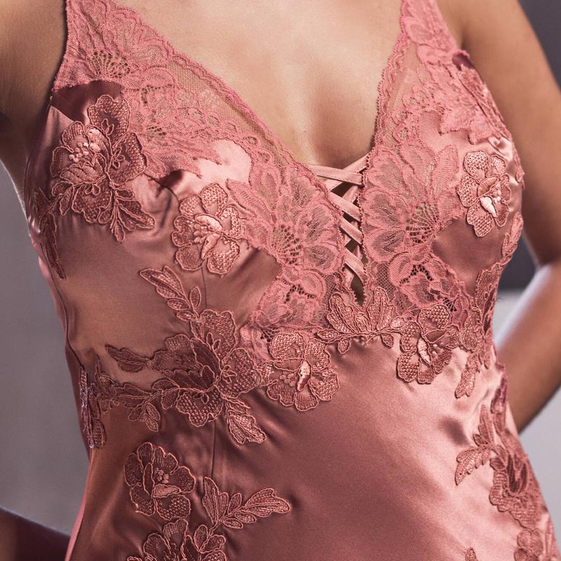 Lingerie Noturna Babydoll de Seda Minuit Ardent Bonnie Buvard