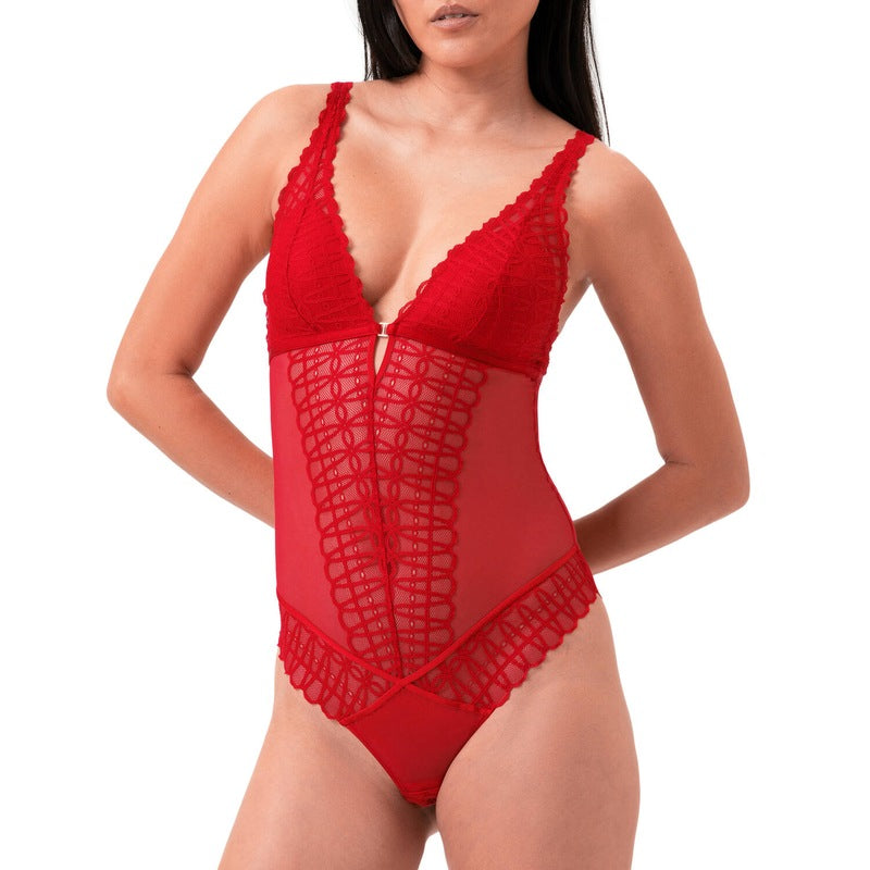 Body de Renda cativante no tapete