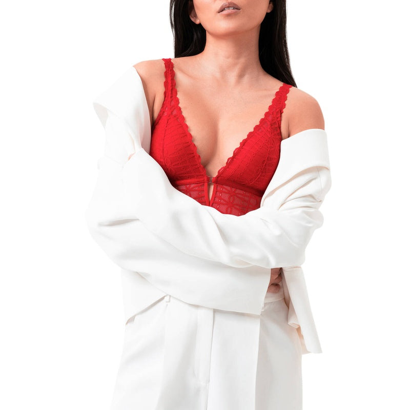 Body de Renda cativante no tapete