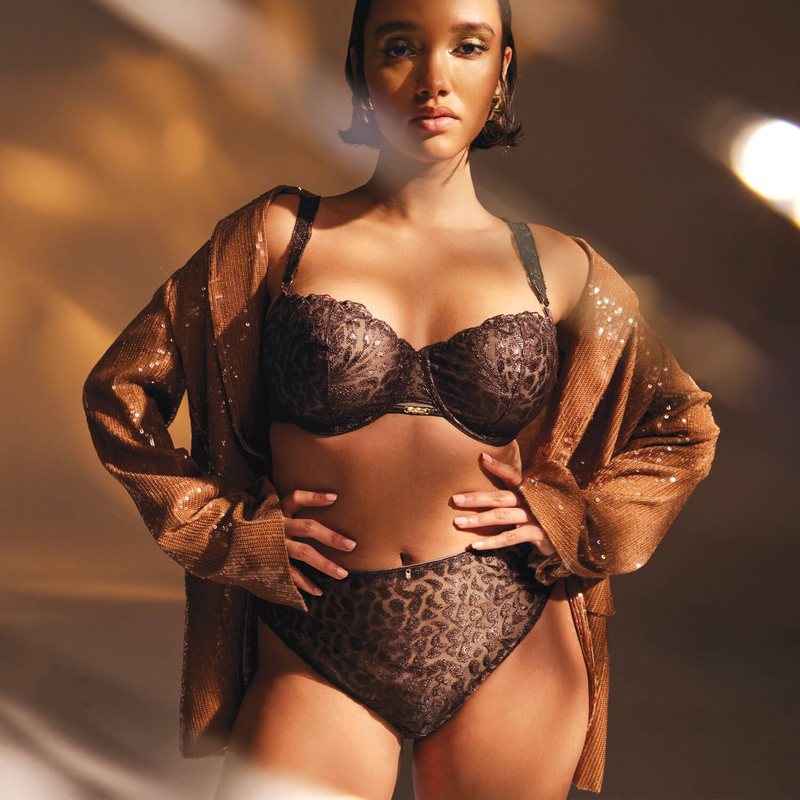 Calcinha cintura alta Crazy in Love Satin Brown