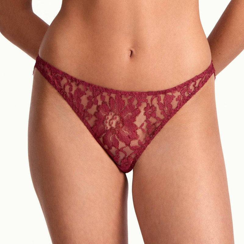 Calcinha Cueca Brasileira de Renda Naraya Borgonha