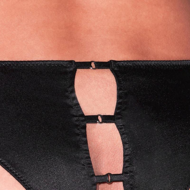 Calcinha Cueca aberta de Seda Cage Luxe