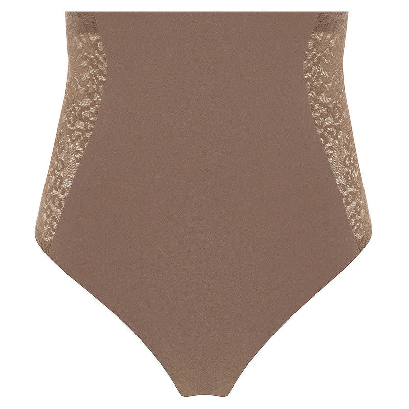 Calcinha Fio Dental de cintura alta com modelagem de Renda Sculpt By Aubade Cinnamon