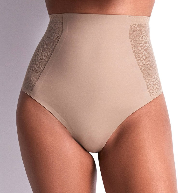 Calcinha Fio Dental de cintura alta com modelagem de Renda Sculpt By Aubade Ginger