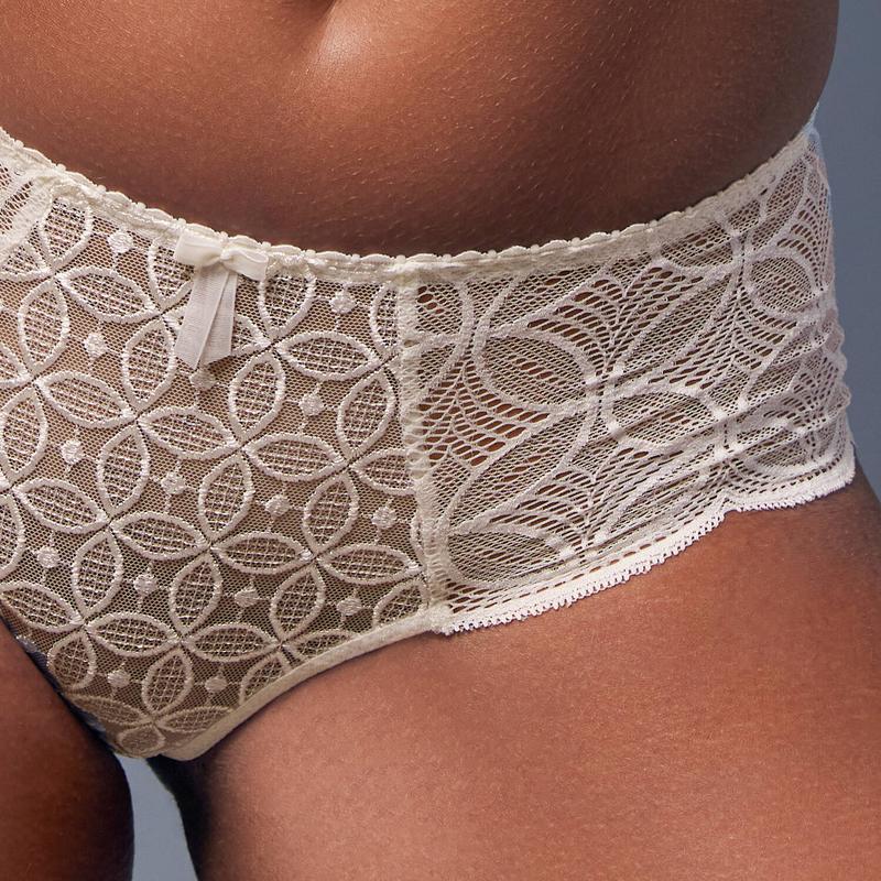 Calcinha Romy Nude Hipster de Renda