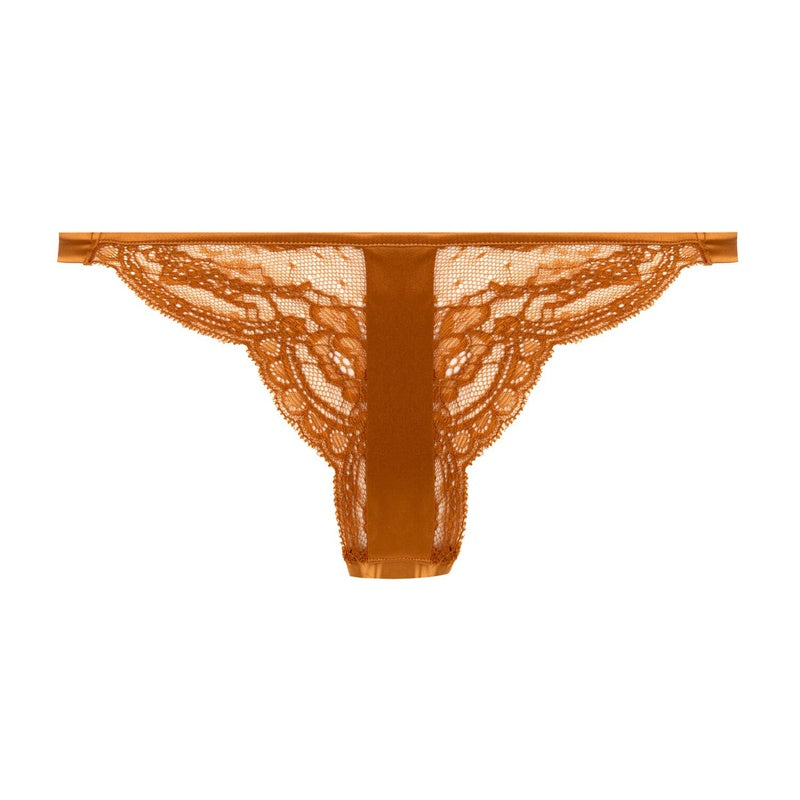 Calcinha Fio Dental de Renda Bastille Caramelo