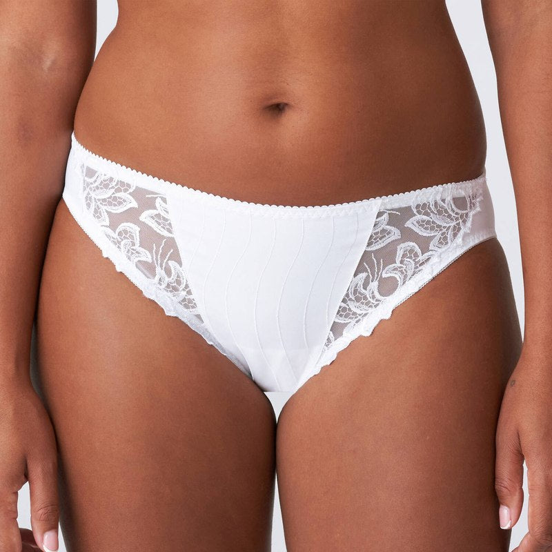 Calcinha Brasileira Deauville Branca