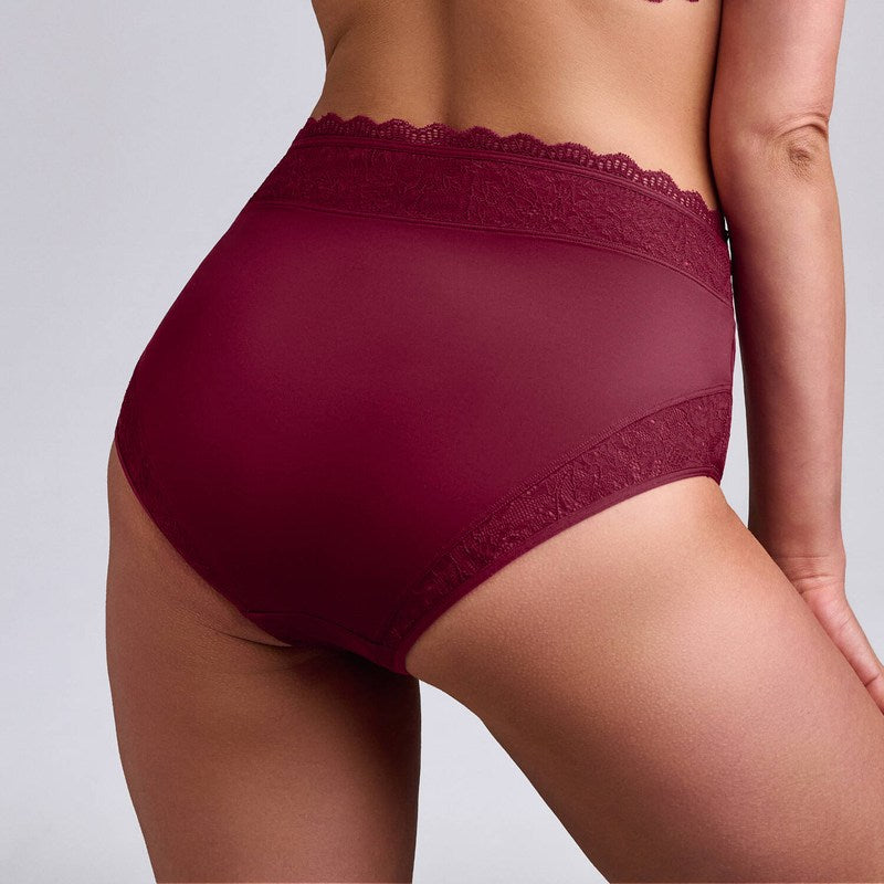 Calcinha cintura alta Carita Cabernet Red Lace