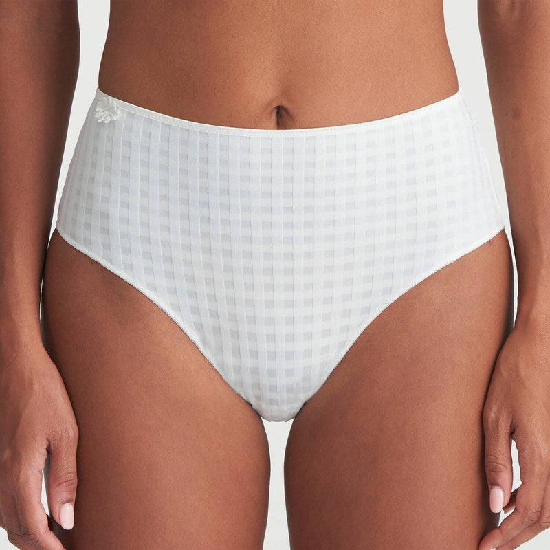 Calcinha cintura alta Avero Nude