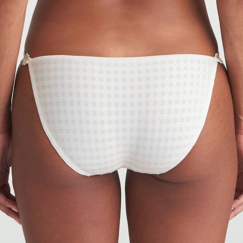 Calcinha Cueca espaguete Avero Nude