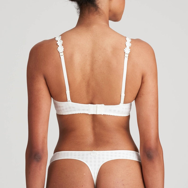 Calcinha Fio Dental Avero Nude