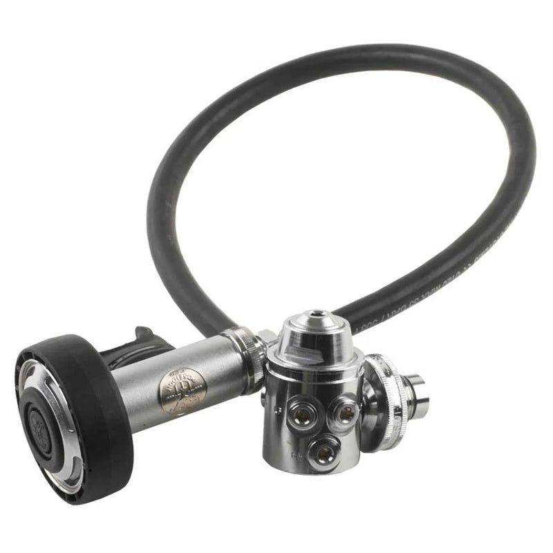 Conjunto de regulador de mergulho Cyklon 5000 INT Fix - Mercado de Luxo - O Maior E-Commerce de Bens, Produtos e Serviços de Luxo do Brasil.