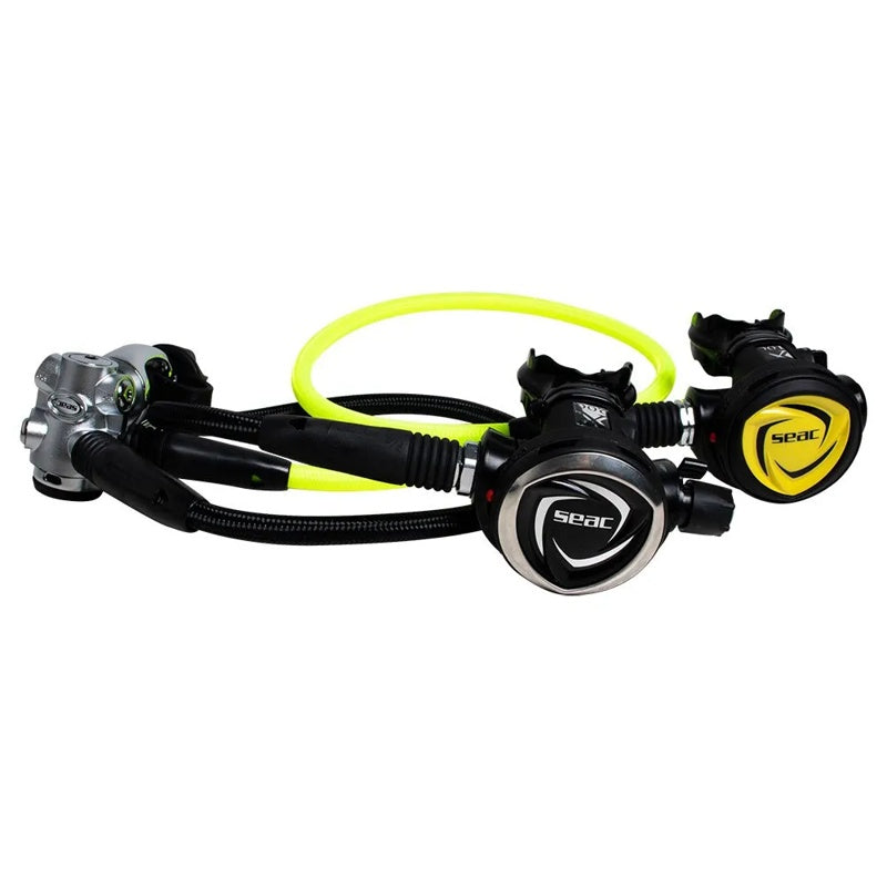 Conjunto de regulador de mergulho DX200 230 INT - Mercado de Luxo - O Maior E-Commerce de Bens, Produtos e Serviços de Luxo do Brasil.