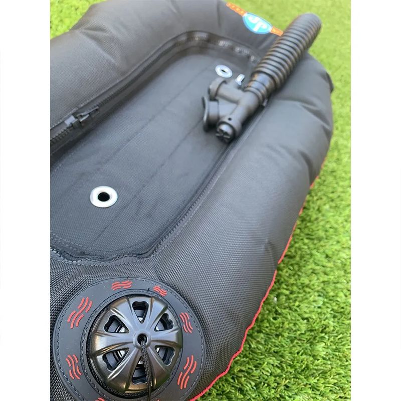 Asa Mono Bottle Technical 15L - Mercado de Luxo - O Maior E-Commerce de Bens, Produtos e Serviços de Luxo do Brasil.