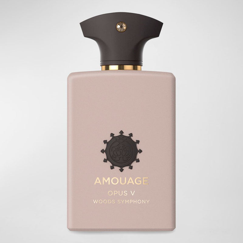 Perfume Opus V Woods Symphony Eau De Parfum - Mercado de Luxo - O Maior E-Commerce de Bens, Produtos e Serviços de Luxo do Brasil.