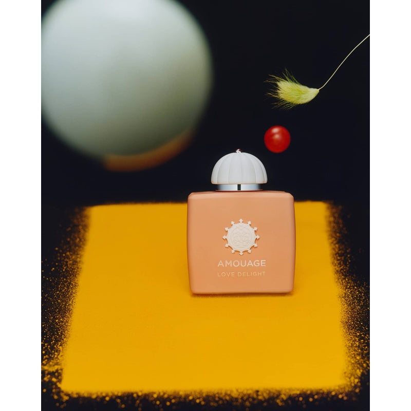 Perfume Love Delight 100ml Eau De Parfum - Mercado de Luxo - O Maior E-Commerce de Bens, Produtos e Serviços de Luxo do Brasil.