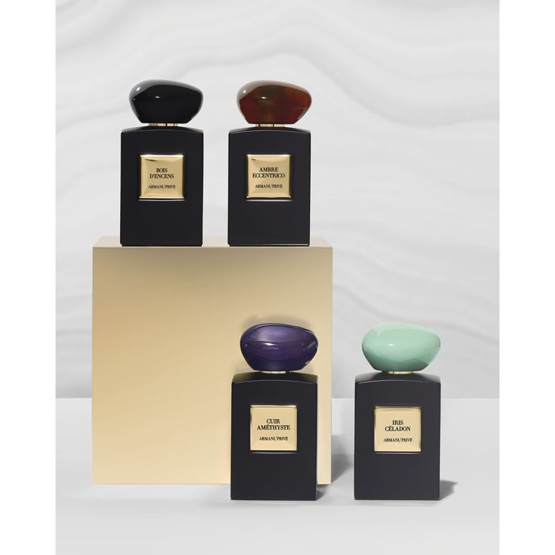 Perfume Prive Bois d'Encens 100ml Eau De Parfum - Mercado de Luxo - O Maior E-Commerce de Bens, Produtos e Serviços de Luxo do Brasil.