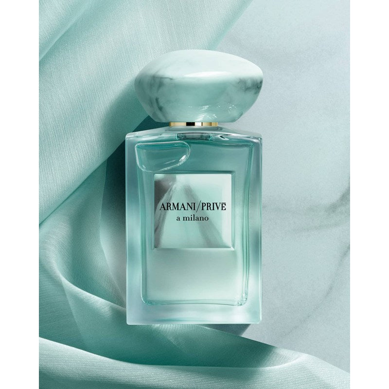 Perfume A Milano 100ml Eau De Parfum - Mercado de Luxo - O Maior E-Commerce de Bens, Produtos e Serviços de Luxo do Brasil.