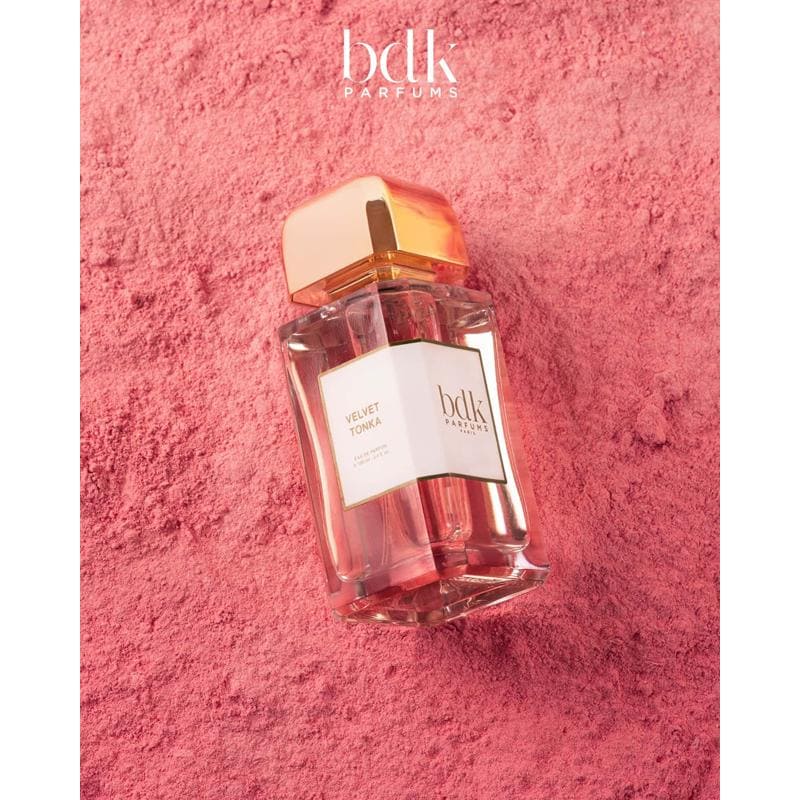 Perfume Velvet Tonka 100ml Eau De Parfum - Mercado de Luxo - O Maior E-Commerce de Bens, Produtos e Serviços de Luxo do Brasil.