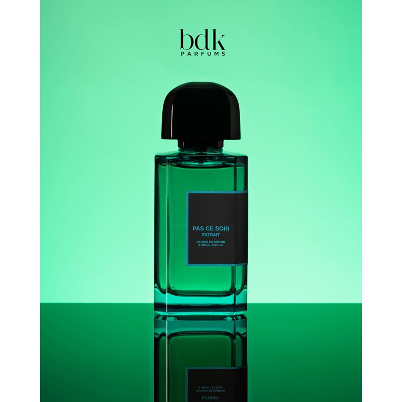 Perfume Pas ce Soir100ml Extrait "Pure" Parfum - Mercado de Luxo - O Maior E-Commerce de Bens, Produtos e Serviços de Luxo do Brasil.