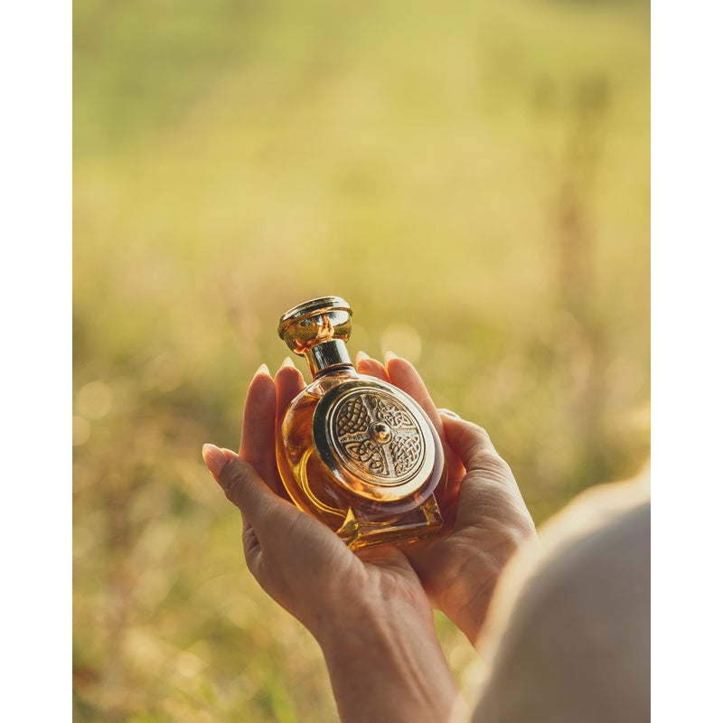 Perfume Defender 100ml Eau De Parfum - Mercado de Luxo - O Maior E-Commerce de Bens, Produtos e Serviços de Luxo do Brasil.