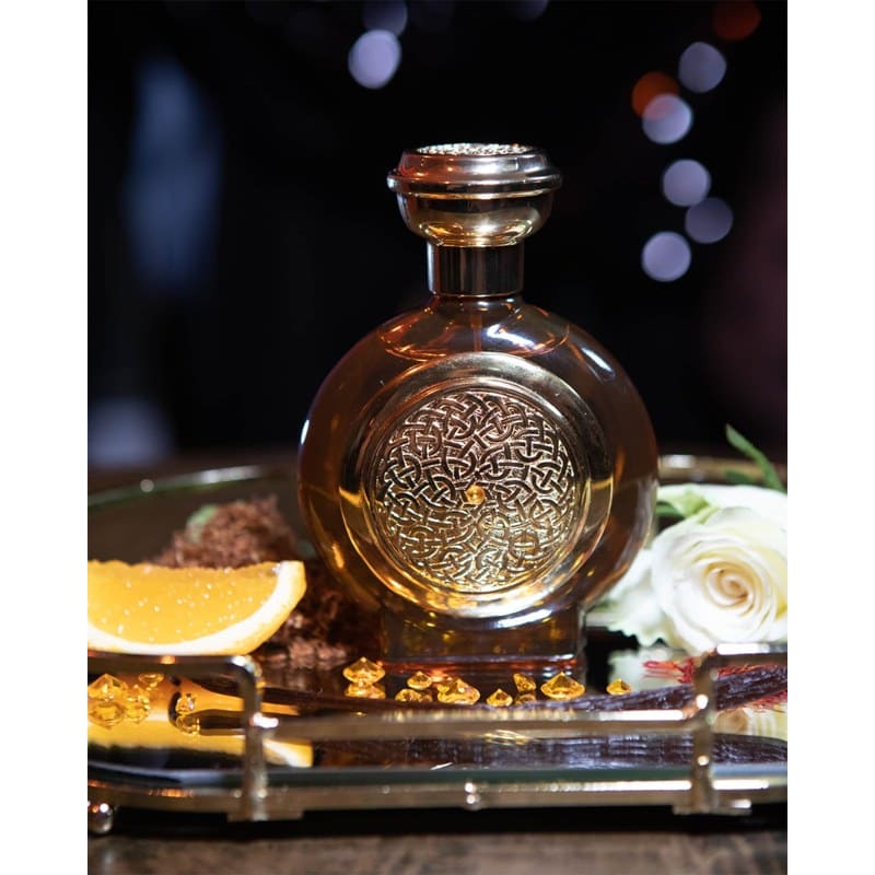 Perfume Tobacco Sapphire 100ml Eau De Parfum - Mercado de Luxo - O Maior E-Commerce de Bens, Produtos e Serviços de Luxo do Brasil.