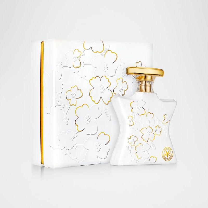 Perfume New York Secret Gardens 100ml Eau De Parfum - Mercado de Luxo - O Maior E-Commerce de Bens, Produtos e Serviços de Luxo do Brasil.