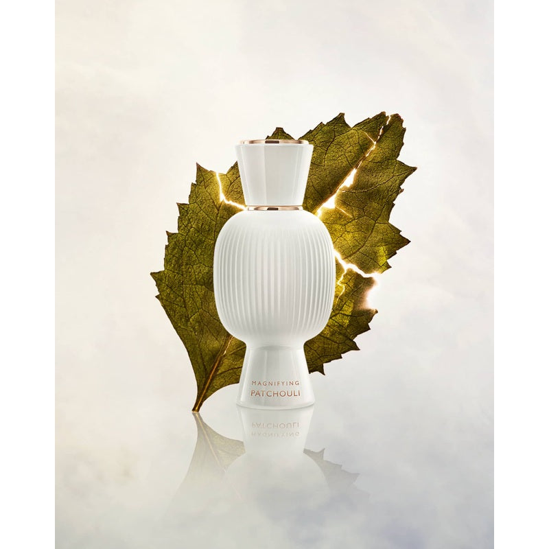 Perfume Patchouli Magnifying 40ml Extrait "Pure" Parfum - Mercado de Luxo - O Maior E-Commerce de Bens, Produtos e Serviços de Luxo do Brasil.