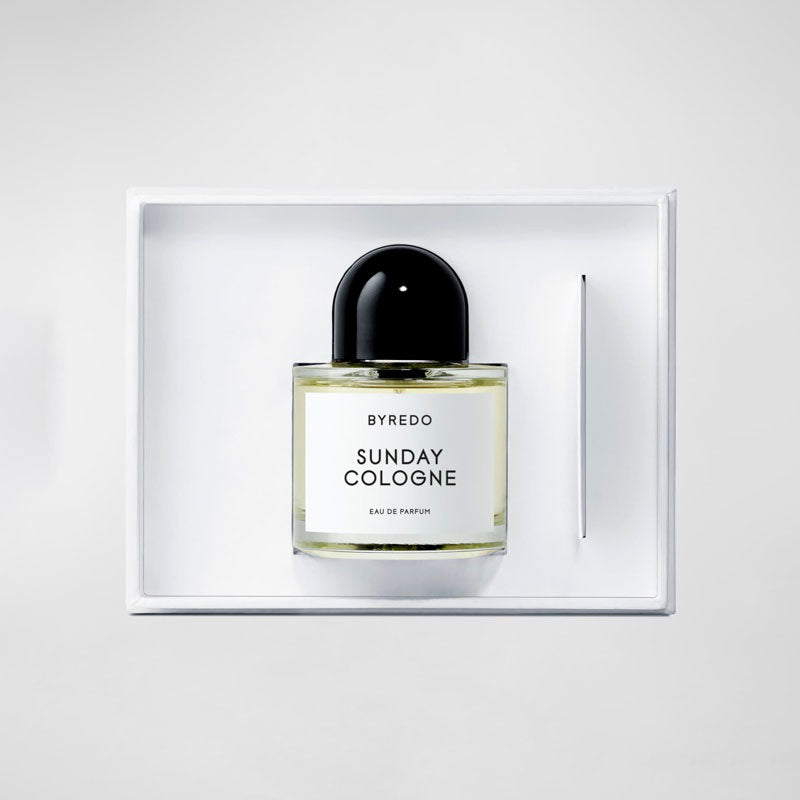 Perfume Sunday Cologne 100ml Eau De Parfum - Mercado de Luxo - O Maior E-Commerce de Bens, Produtos e Serviços de Luxo do Brasil.