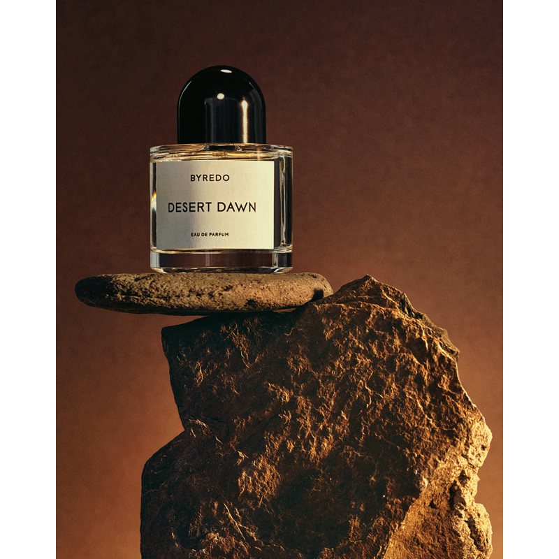 Perfume Desert Dawn 50ml Eau De Parfum - Mercado de Luxo - O Maior E-Commerce de Bens, Produtos e Serviços de Luxo do Brasil.