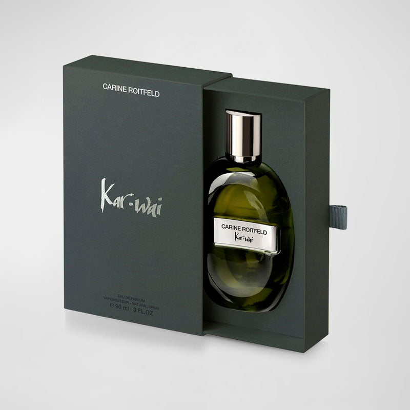 Perfume Kar Wai 90ml Eau De Parfum - Mercado de Luxo - O Maior E-Commerce de Bens, Produtos e Serviços de Luxo do Brasil.