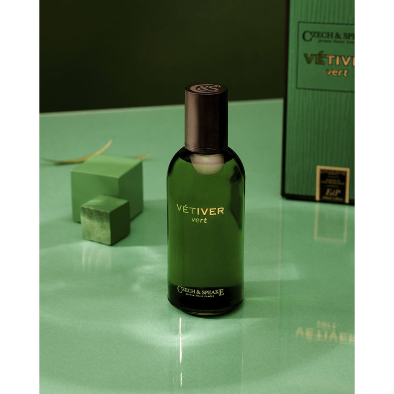 Perfume Vetiver Vert Spray 100ml Eau De Parfum - Mercado de Luxo - O Maior E-Commerce de Bens, Produtos e Serviços de Luxo do Brasil.