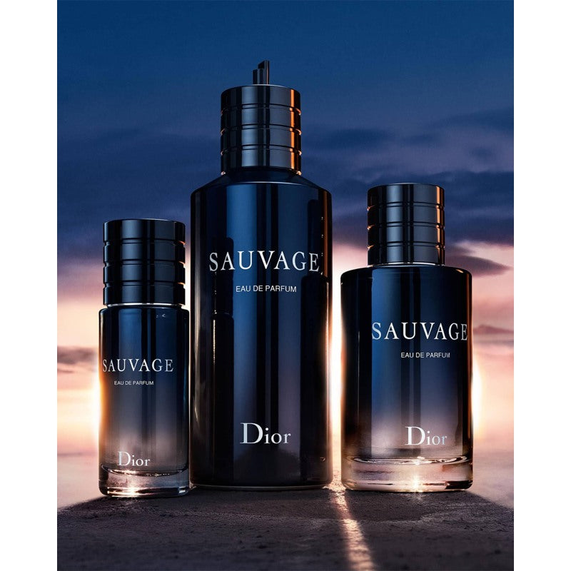 Perfume Sauvage 200ml Eau De Parfum - Mercado de Luxo - O Maior E-Commerce de Bens, Produtos e Serviços de Luxo do Brasil.