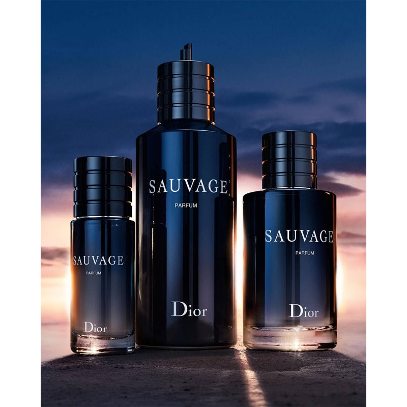 Perfume Dior Sauvage 200ml Extrait "Pure" Parfum - Mercado de Luxo - O Maior E-Commerce de Bens, Produtos e Serviços de Luxo do Brasil.