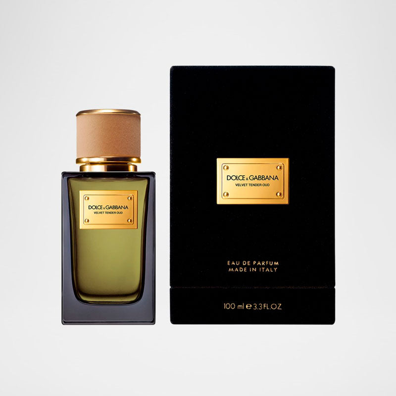 Perfume Velvet Tender Oud 100ml Eau De Parfum - Mercado de Luxo - O Maior E-Commerce de Bens, Produtos e Serviços de Luxo do Brasil.