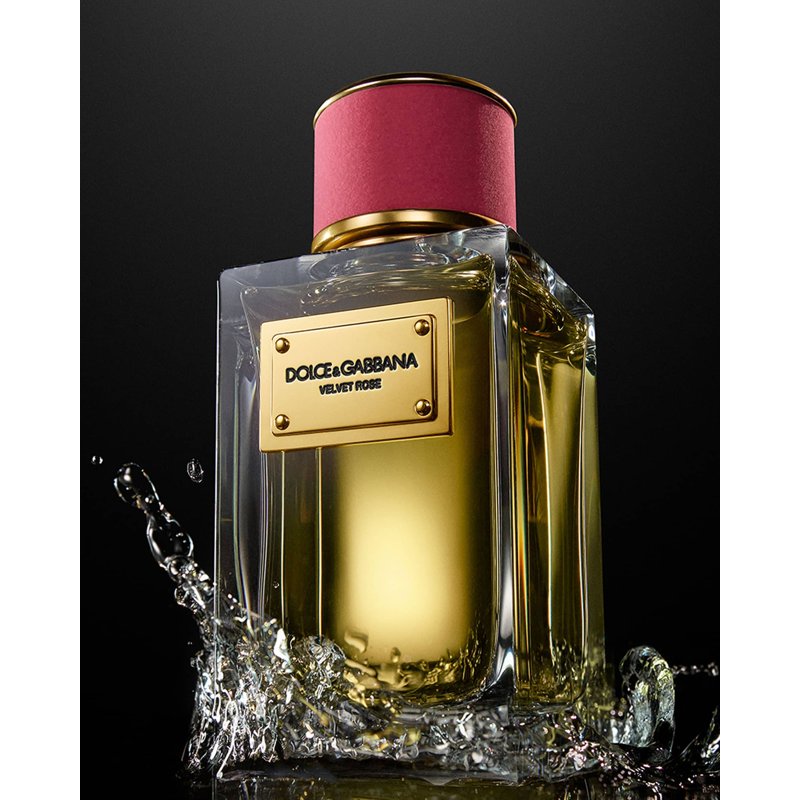 Perfume Velvet Rose 100ml Eau De Parfum - Mercado de Luxo - O Maior E-Commerce de Bens, Produtos e Serviços de Luxo do Brasil.